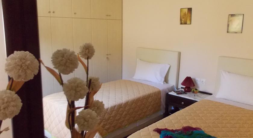 Manto On The Beach Apartments Barbati Room photo