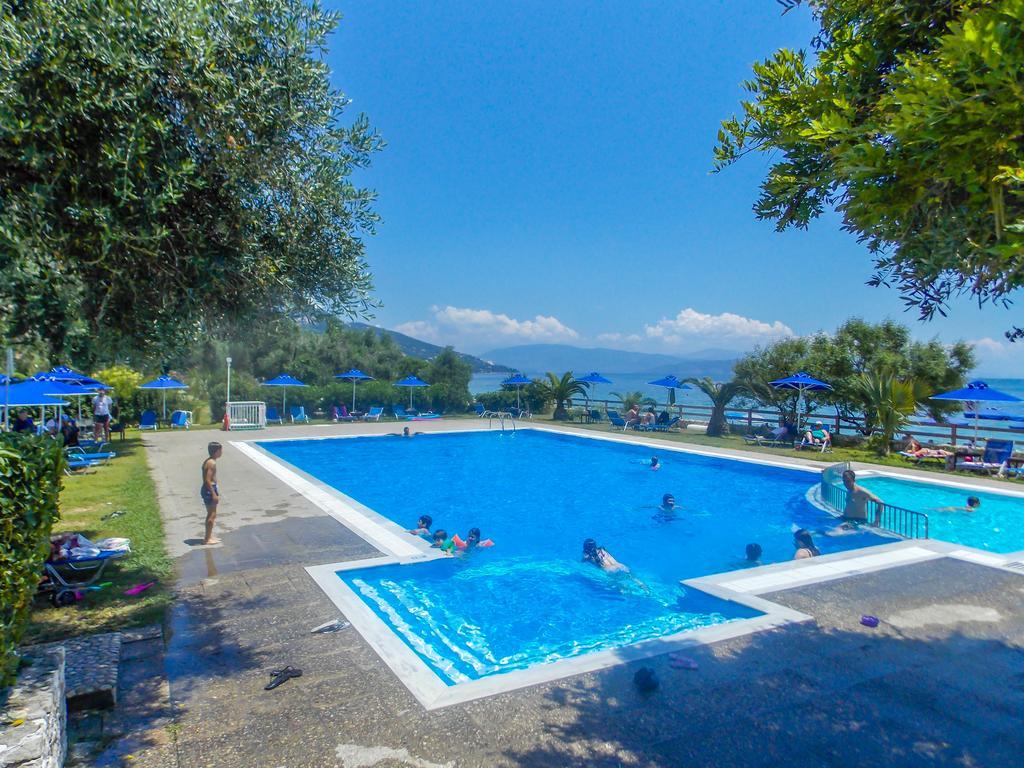 Manto On The Beach Apartments Barbati Exterior photo